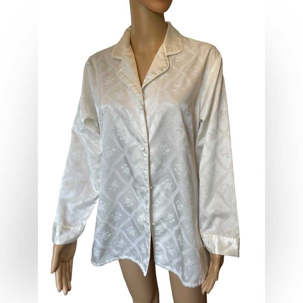Victoria’s Secret Y2K Silky Satin Romantic Cottagecore Floral Fleece Lined Shirt